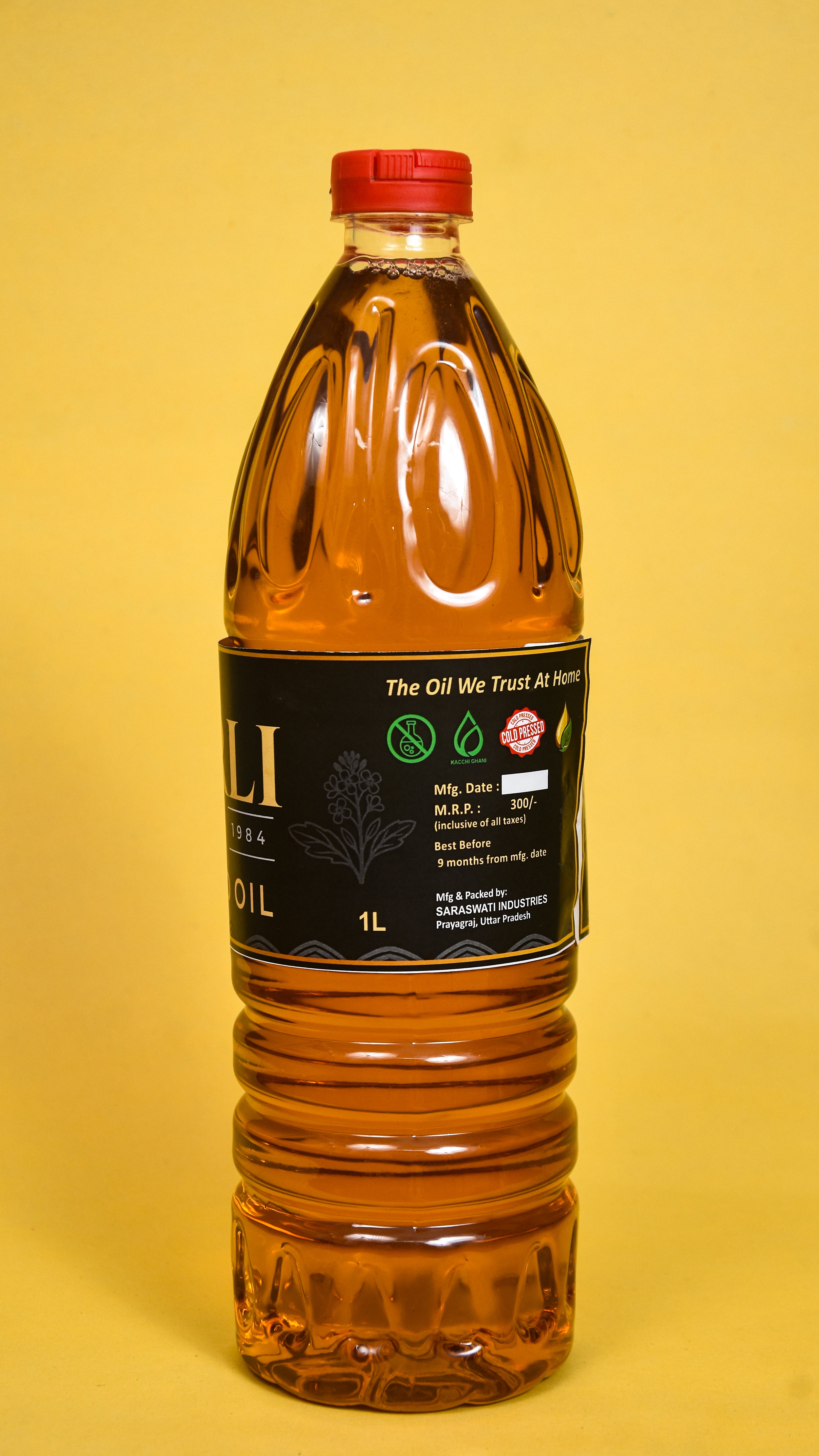 Cold pressed organic cooking oil in 1L bottle, ideal for healthy Indian meals
