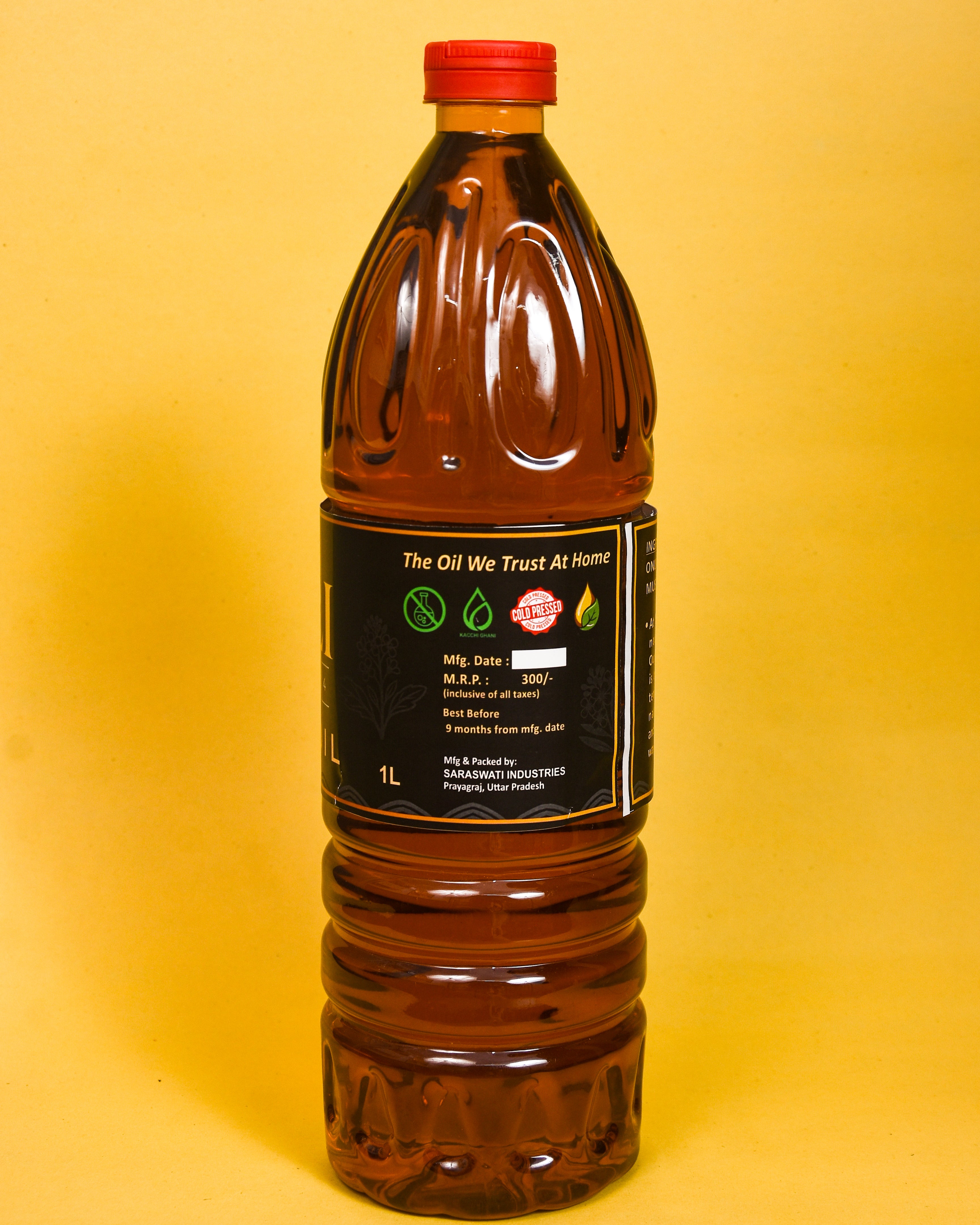 Cold pressed cooking oil in 1L bottle, organic and chemical-free for healthy Indian meals